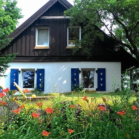 Muzyczna Zagroda Lodge *